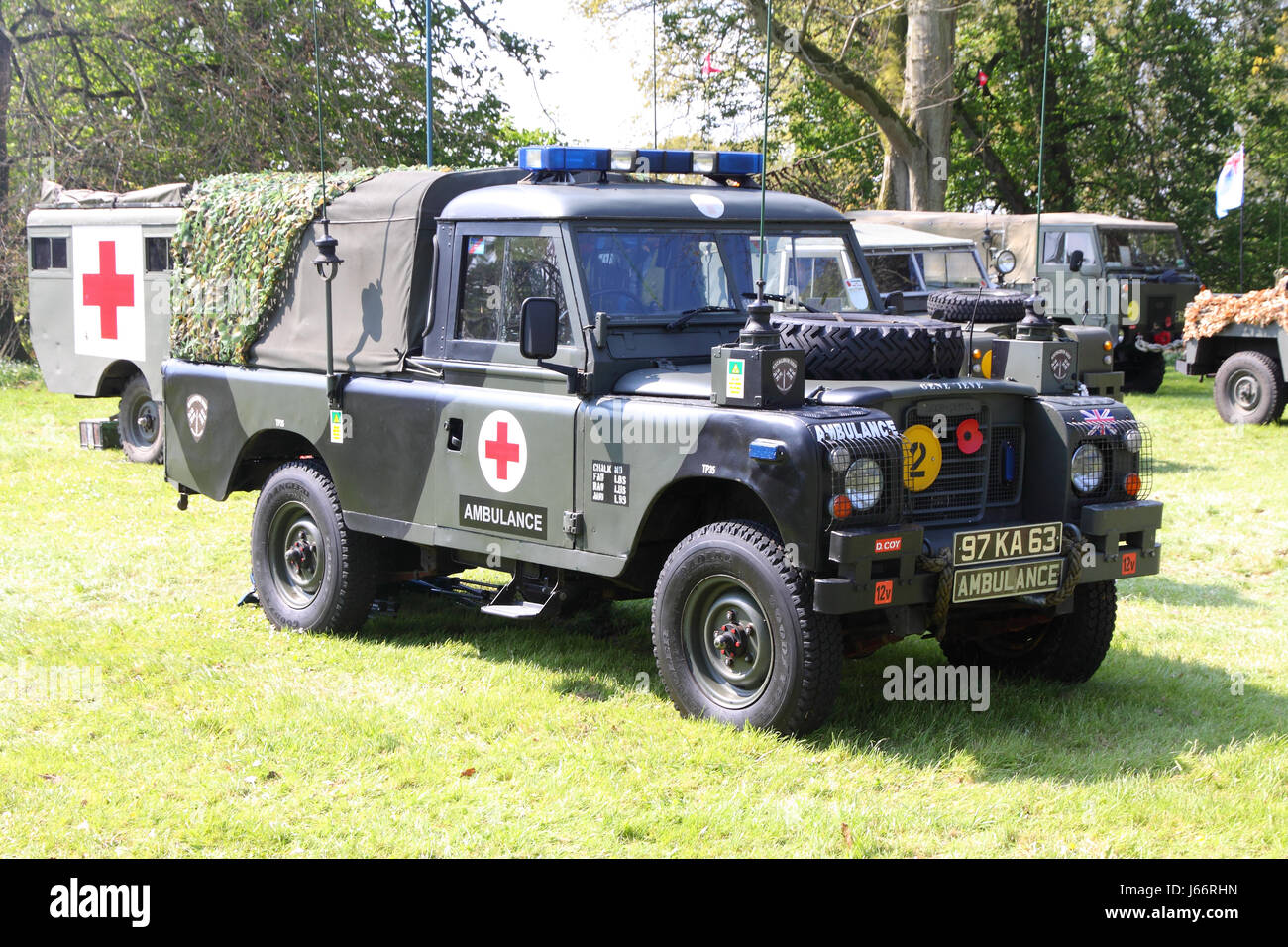 peddelen Verdienen atomair Military land rover hi-res stock photography and images - Alamy