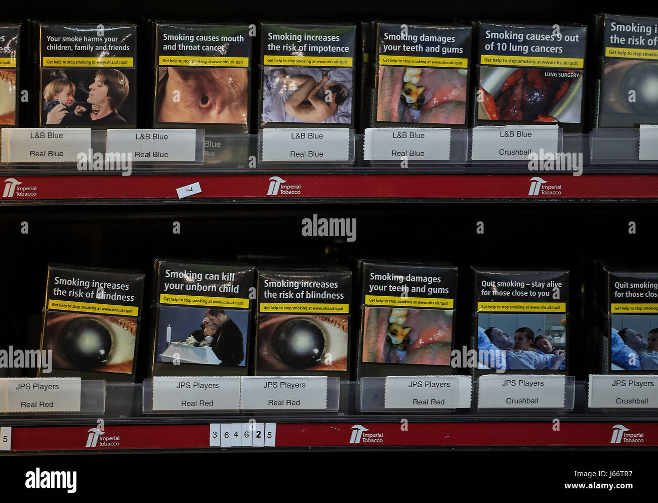 Cigarettes uk packaging hi-res stock photography and images