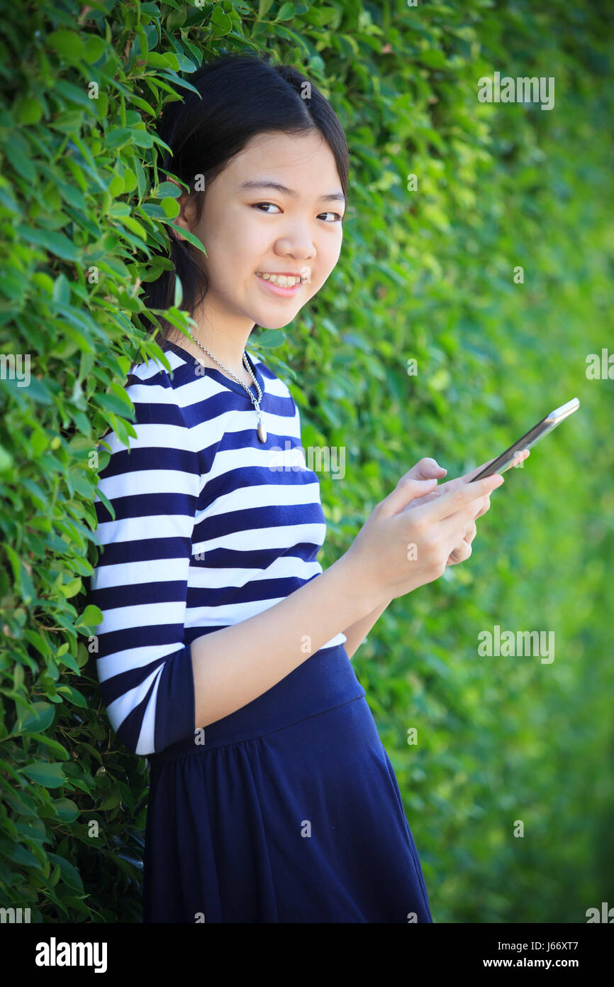 Asian Teen Girl Pic