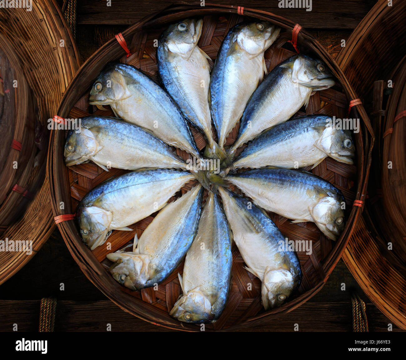 thai gulf Mackerel fish boiled cooking ready to eat presale in bamboo
