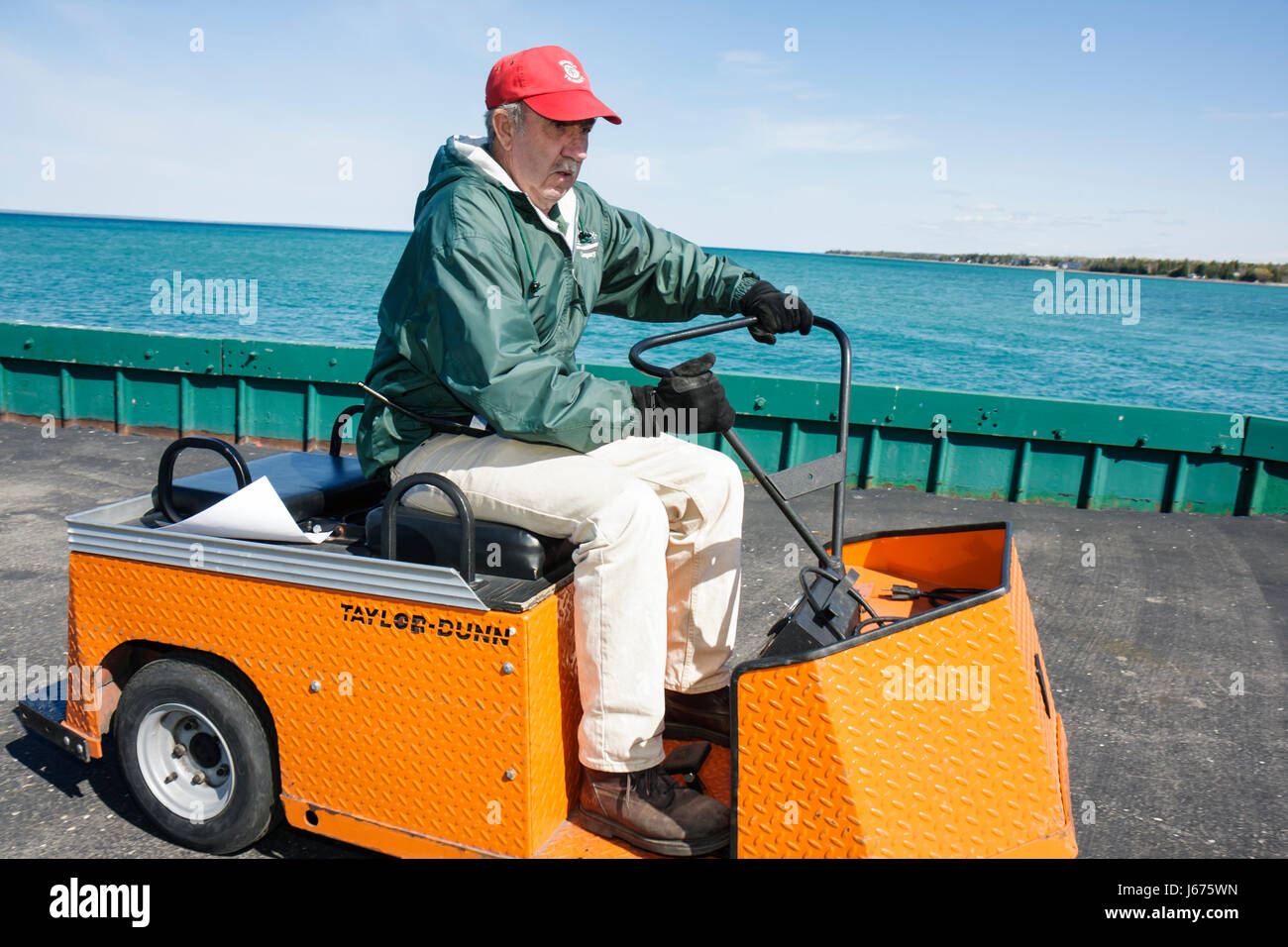 Michigan Mackinaw City,Mackinac historic State Parks Park,Straits of Mackinac,Lake Huron,Arnold Line Ferry Dock,Arnold Transit Company,Taylor Dunn,Ele Stock Photo