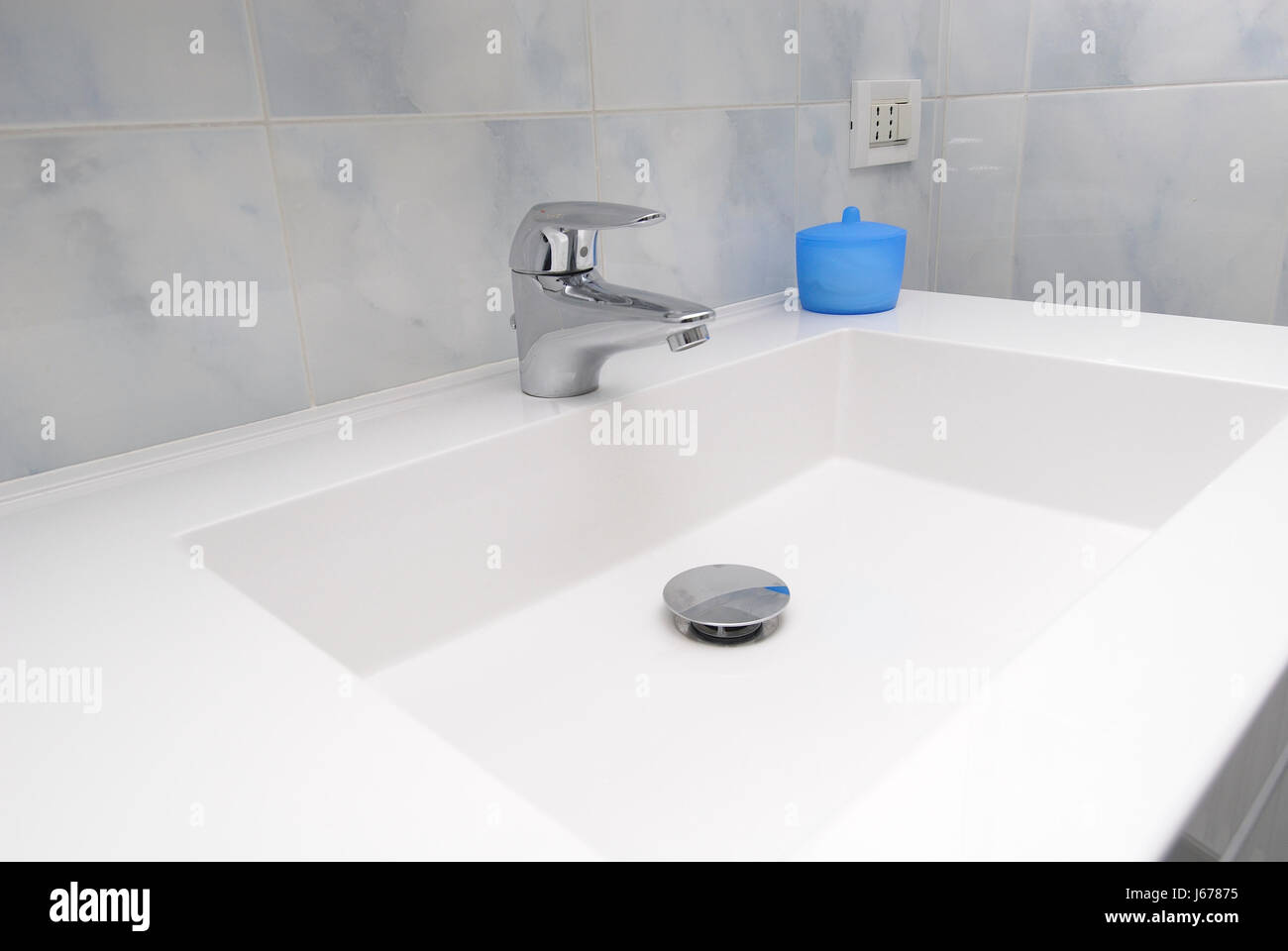 flow ceramic tiles wash basin bathroom flow ceramic tiles sanitary hygiene Stock Photo