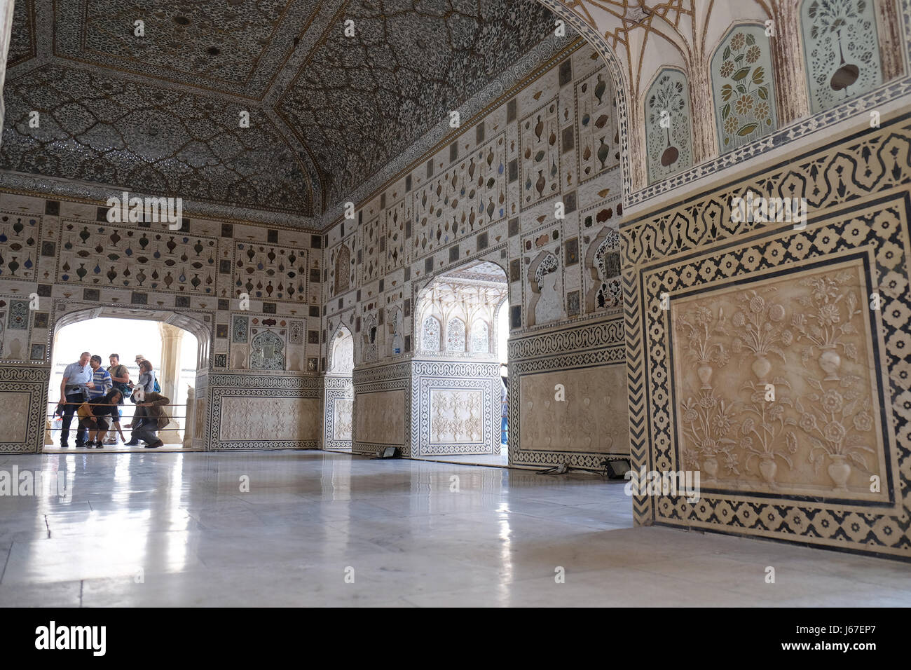 Amer fort mirror hi-res stock photography and images - Alamy