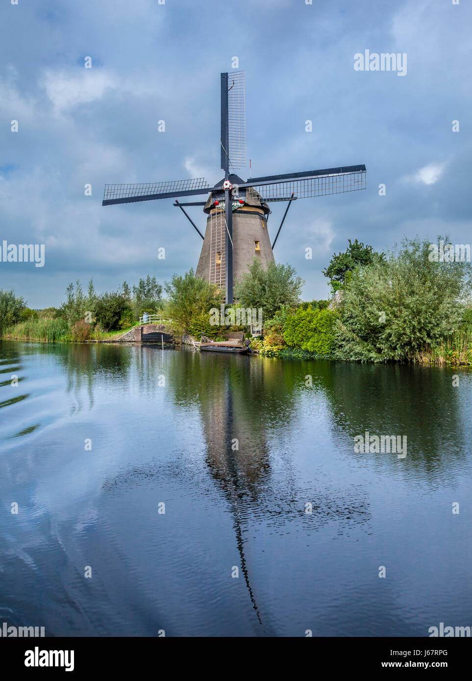 South Holland, Kinderdijk in the municipality of Molenwaard, view of a historic windmill Stock Photo