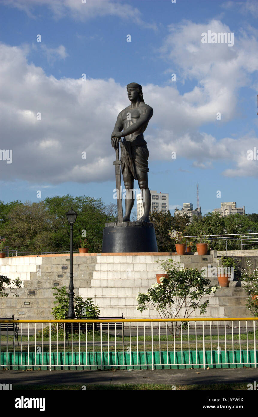 monument hero philippines national hero monument park capital hero philippines Stock Photo Alamy