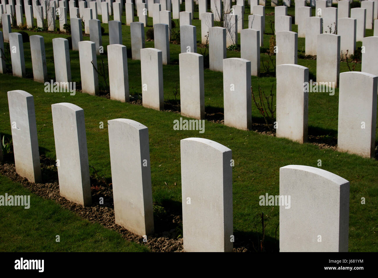 grave stones at soldiers cemetery Stock Photo - Alamy