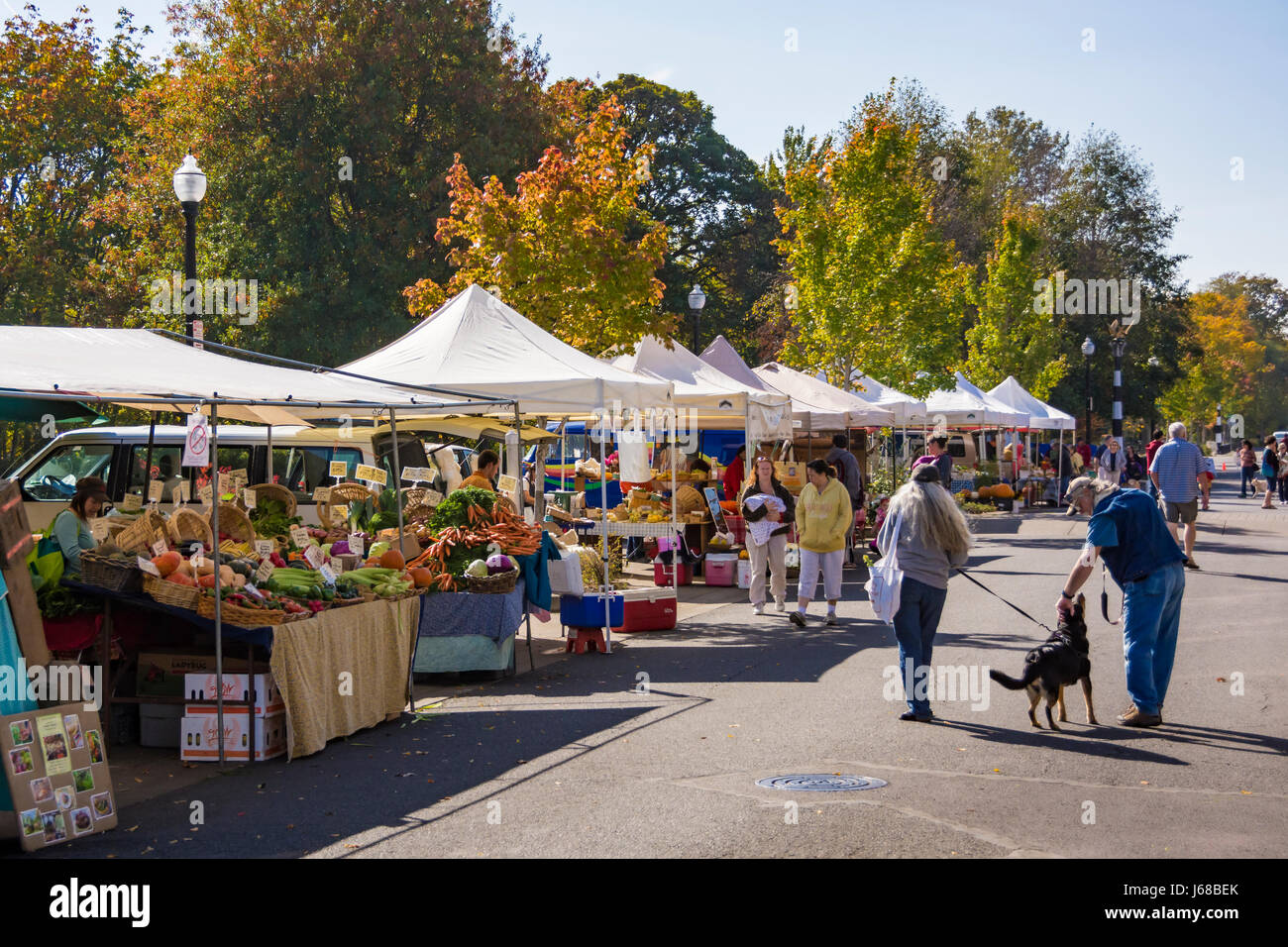 Farmer's Market at Riverfront Park, Corvallis, Oregon. Stock Photo