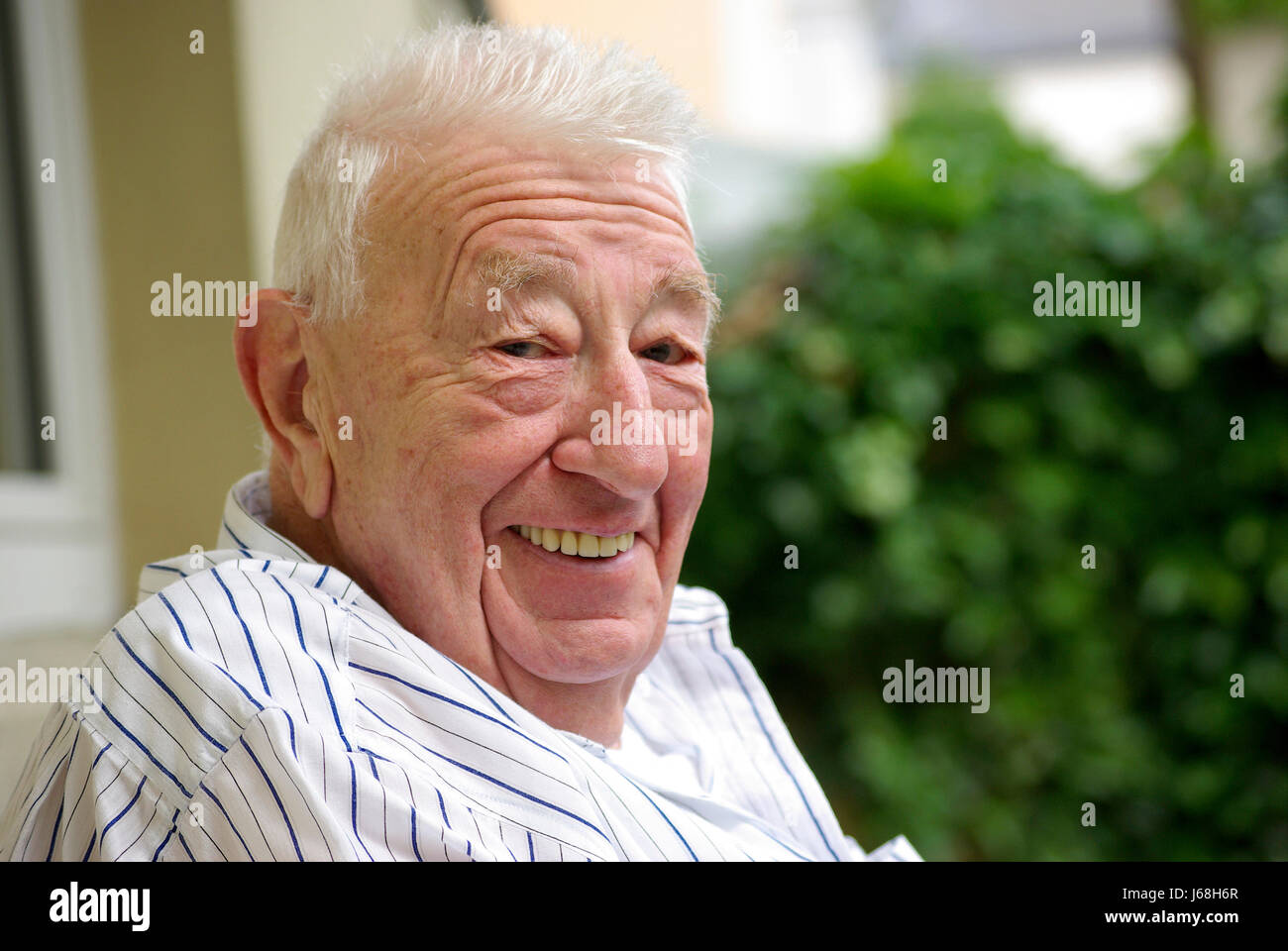 grandpa grandfather grandfathers age pensioner old age pensioner ...