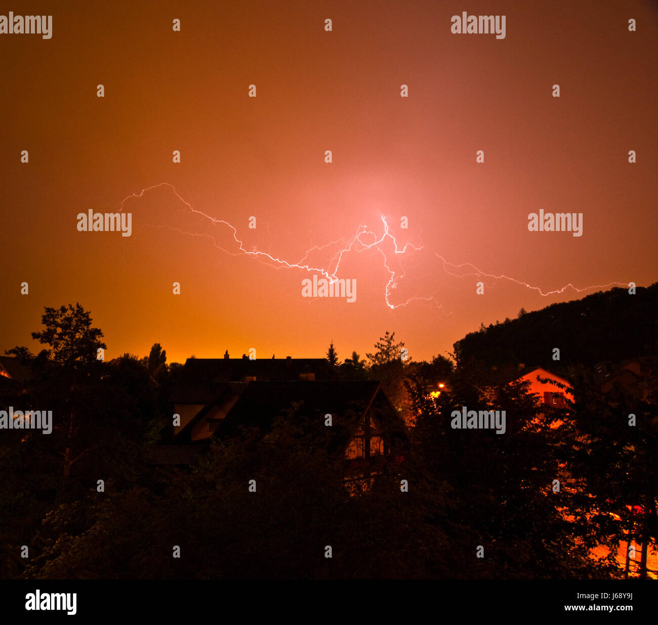 thunderstorm thunderstorm thundreous front shower lightning sheet