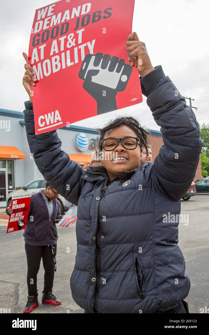 Roseville, Michigan, USA. 19th May, 2017. Forty thousand workers at AT