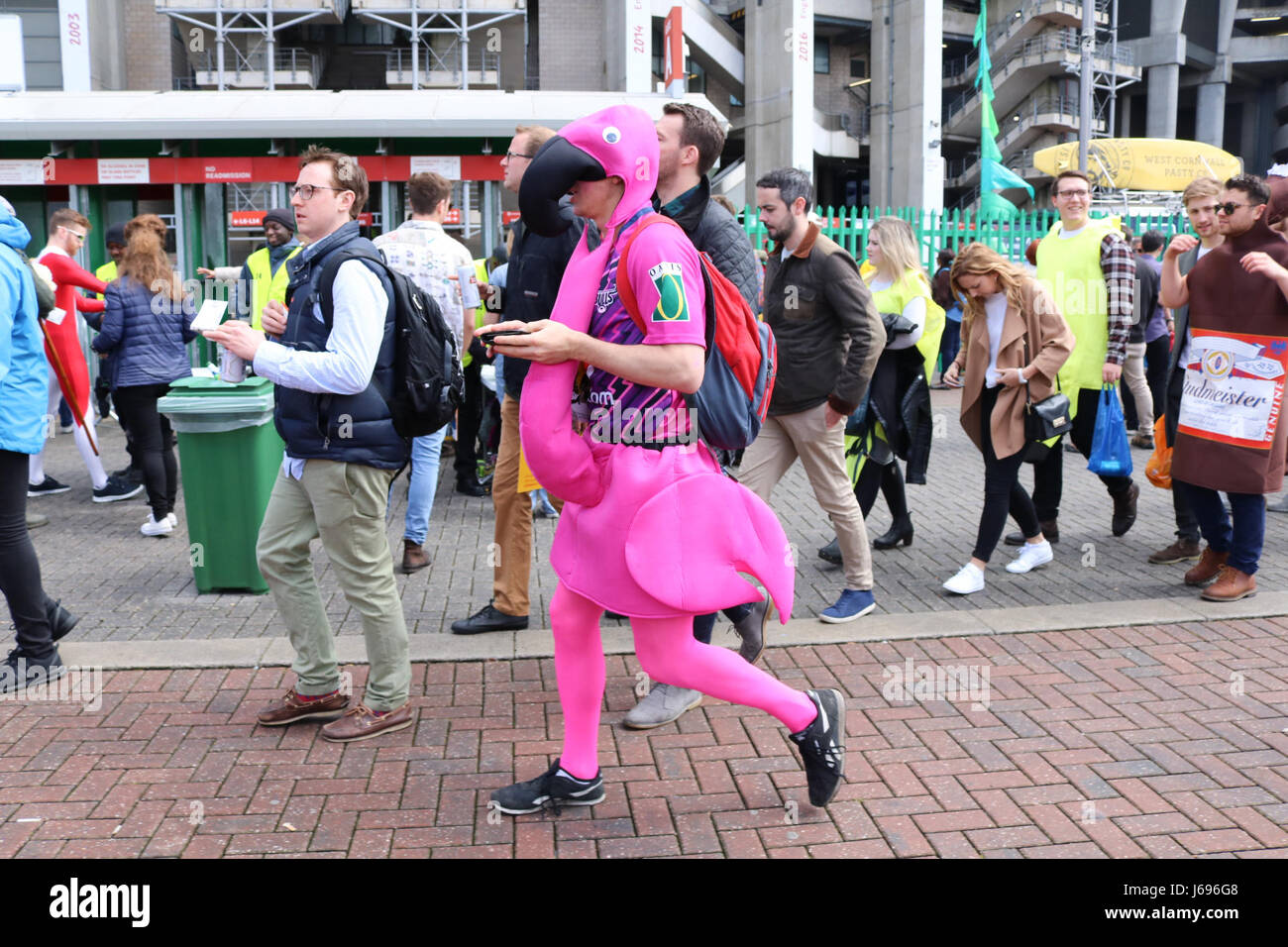 London, UK. 20th May 2017. Fans dress up in fancy dress costumes for