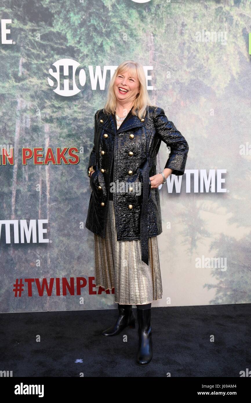 Los Angeles, CA, USA. 19th May, 2017. Candy Clark at arrivals for TWIN PEAKS Premiere, The Theatre at Ace Hotel, Los Angeles, CA May 19, 2017. Credit: Priscilla Grant/Everett Collection/Alamy Live News Stock Photo