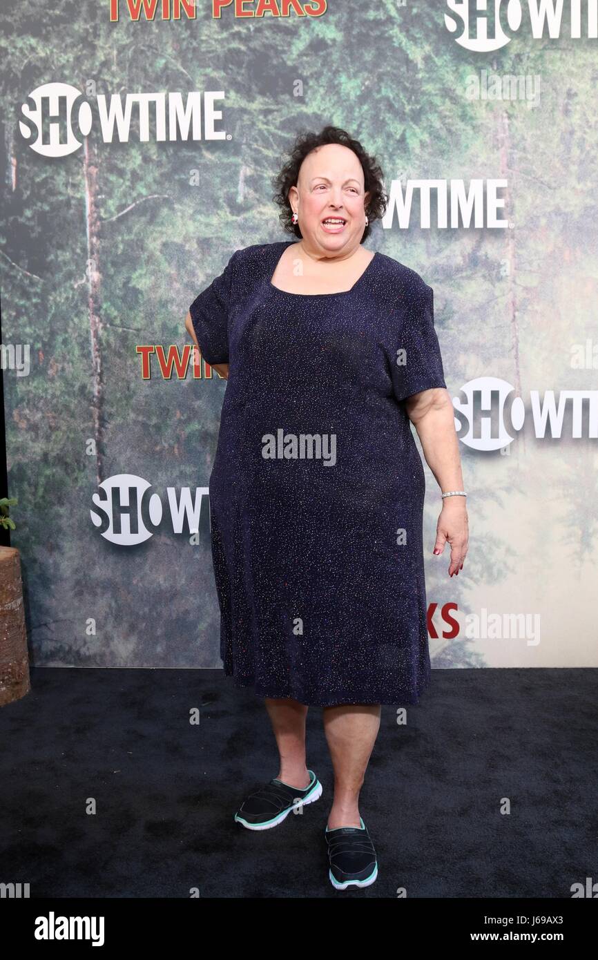 Los Angeles, CA, USA. 19th May, 2017. Leslie Berger at arrivals for ...