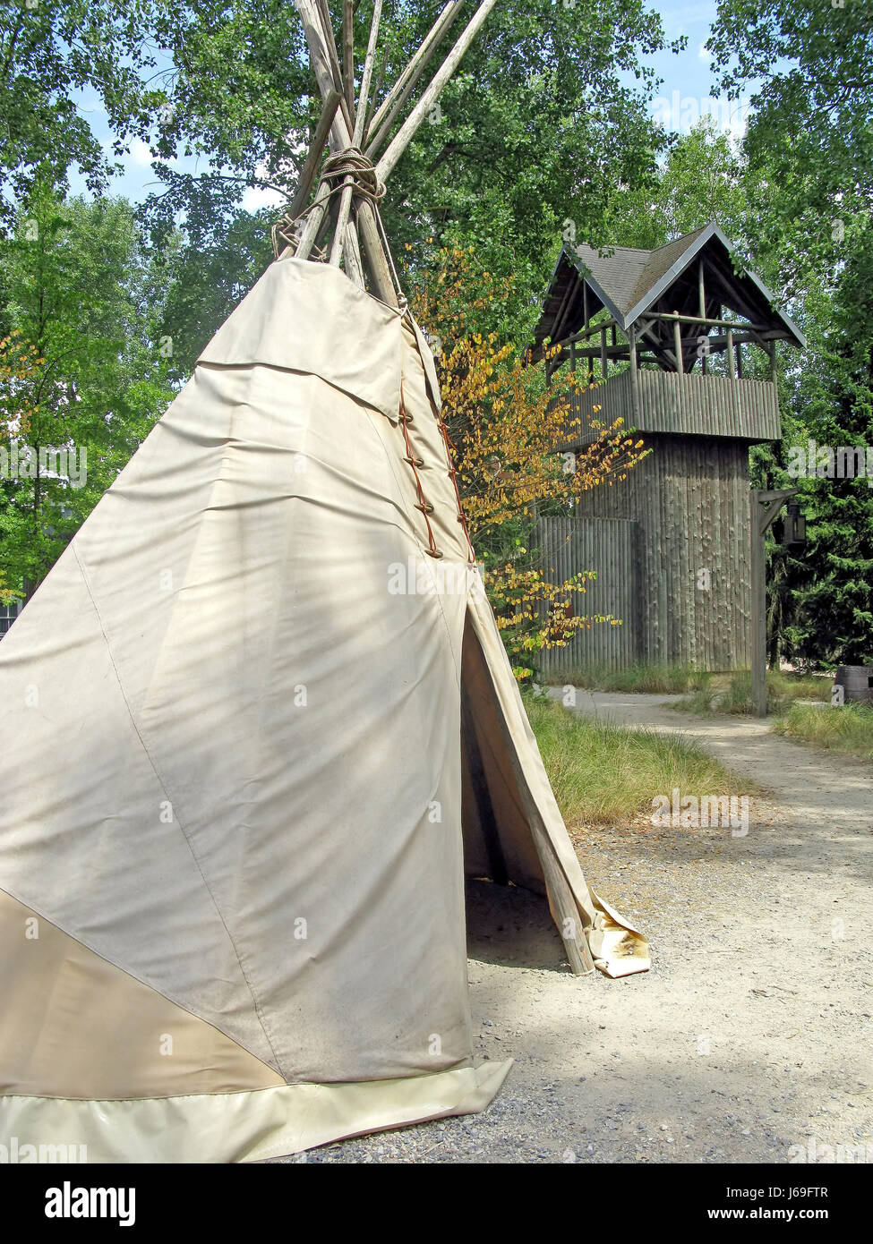 indian teepee fort tipi teepee indian tipi tent american wigwam native  house Stock Photo - Alamy