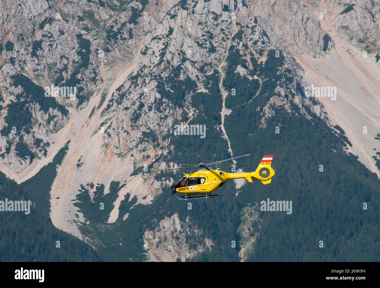 the yellow engel Stock Photo - Alamy