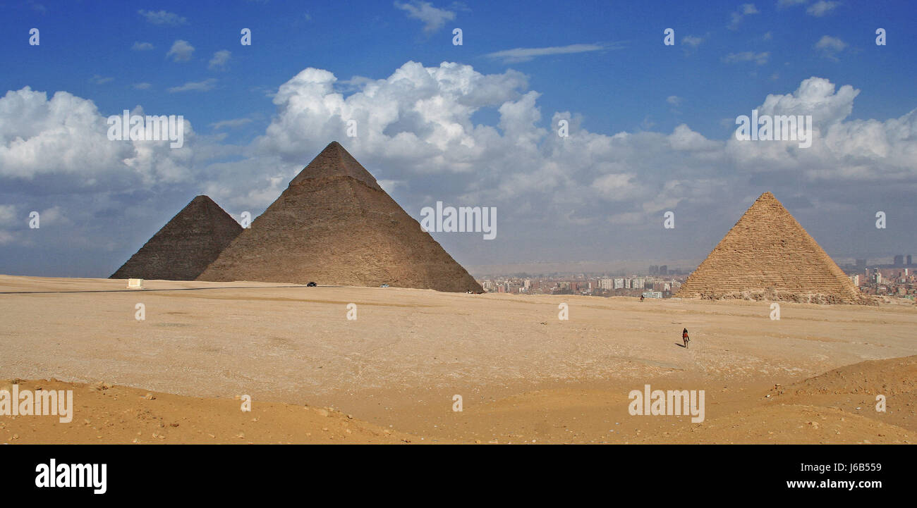 cairo pyramids wonder of the world africa egypt pyramids weltkultur gypten Stock Photo