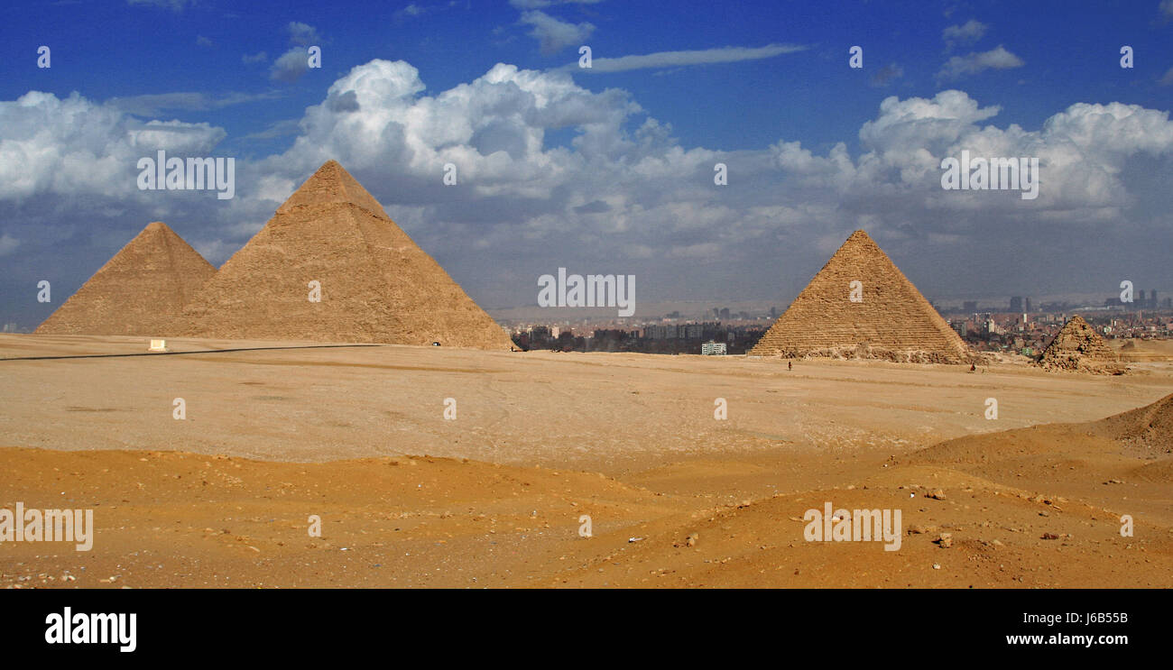 cairo pyramids wonder of the world africa egypt pyramids weltkultur gypten Stock Photo