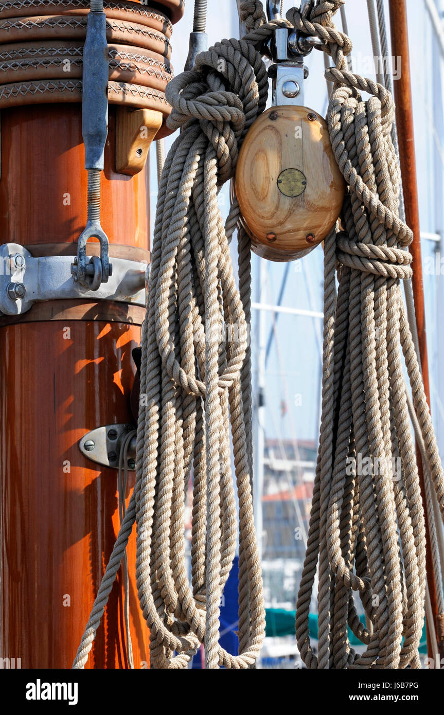 mast sailing boat sailboat boat nautical block rope pulley sailing ...