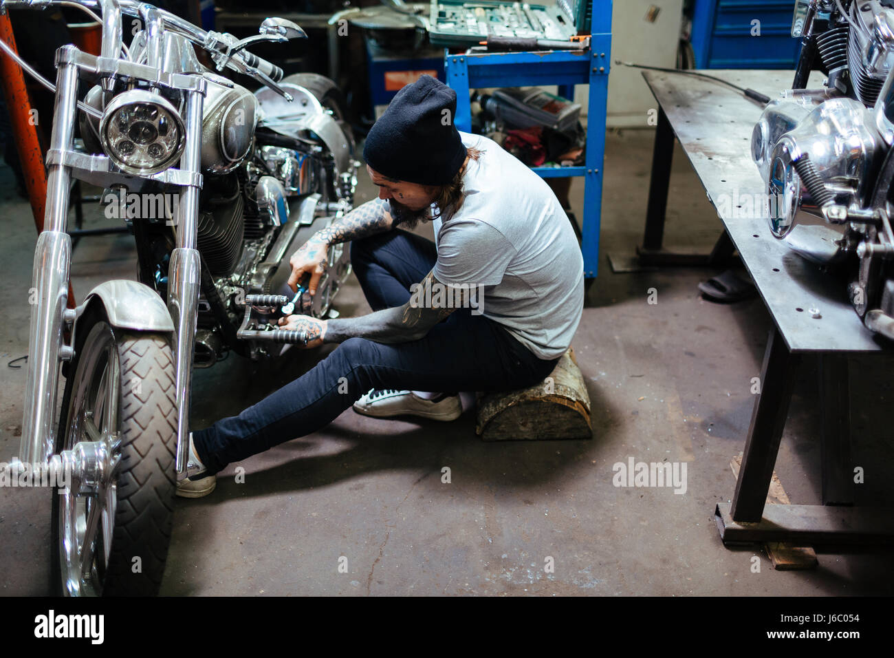 Custom bike company sales