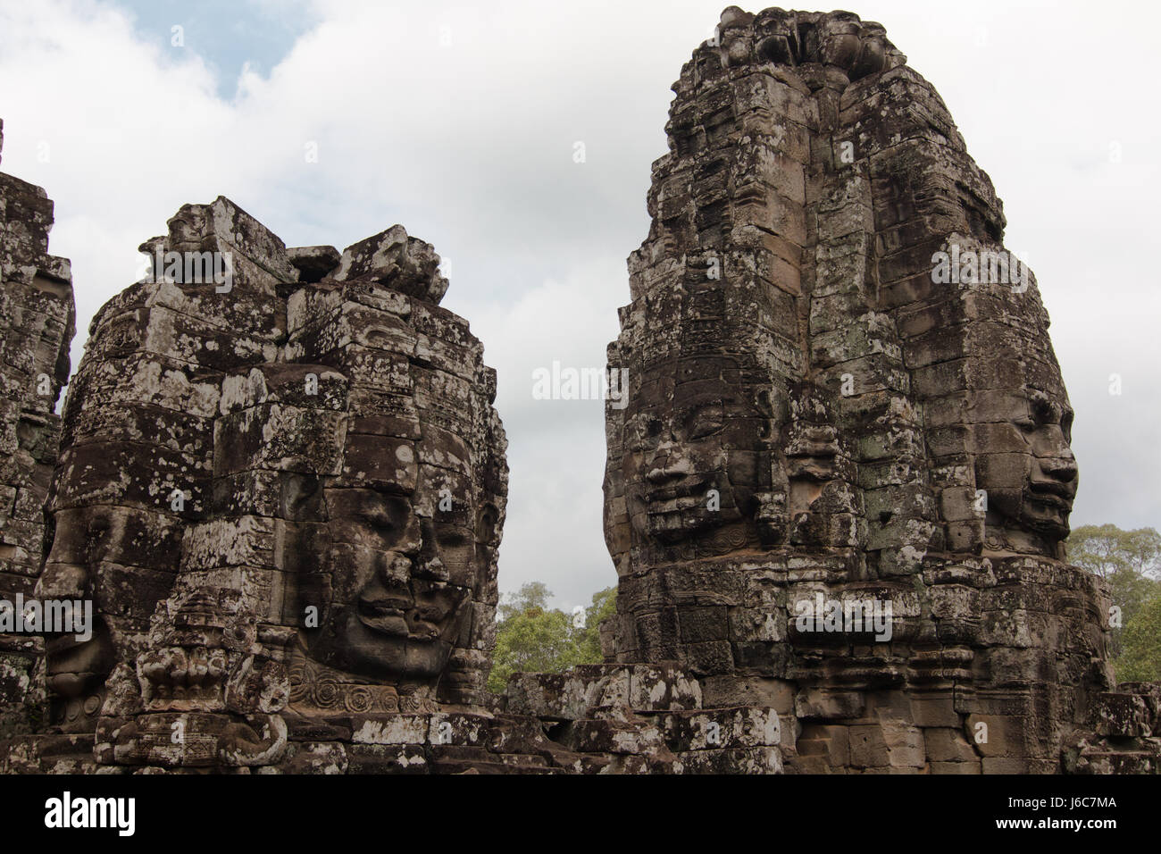 Two Facea Two visible faces hi-res stock photography and images - Alamy