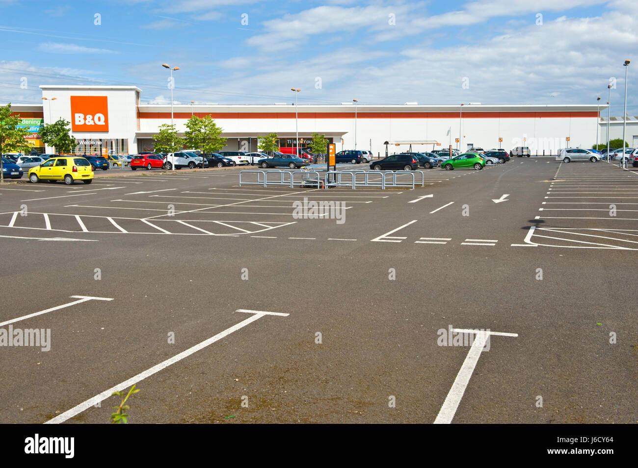 Newport retail park hires stock photography and images Alamy