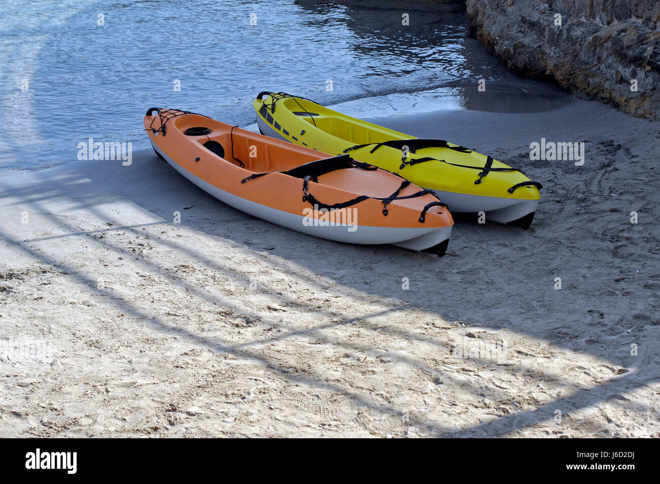 kayaks on the beach in mallorca Stock Photo - Alamy