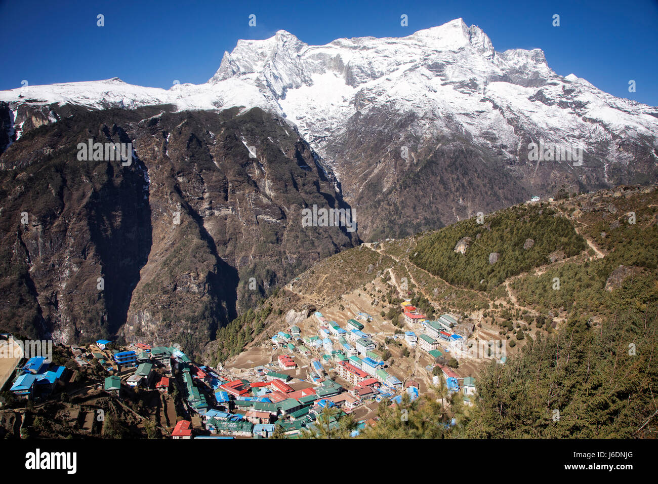 Namche (3440 meters) in the Khumbu Region and Sagarmatha National Park on the way to Mount Everest, Nepal. Stock Photo