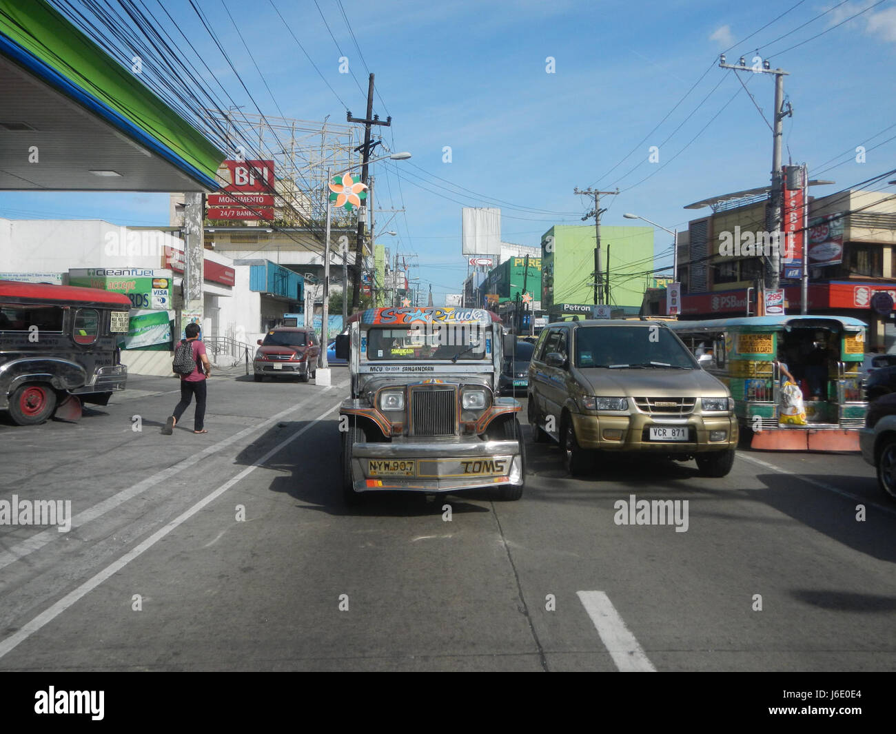 07398 Highway EDSA Balintawak Barangays Samson Road Caloocan Quezon