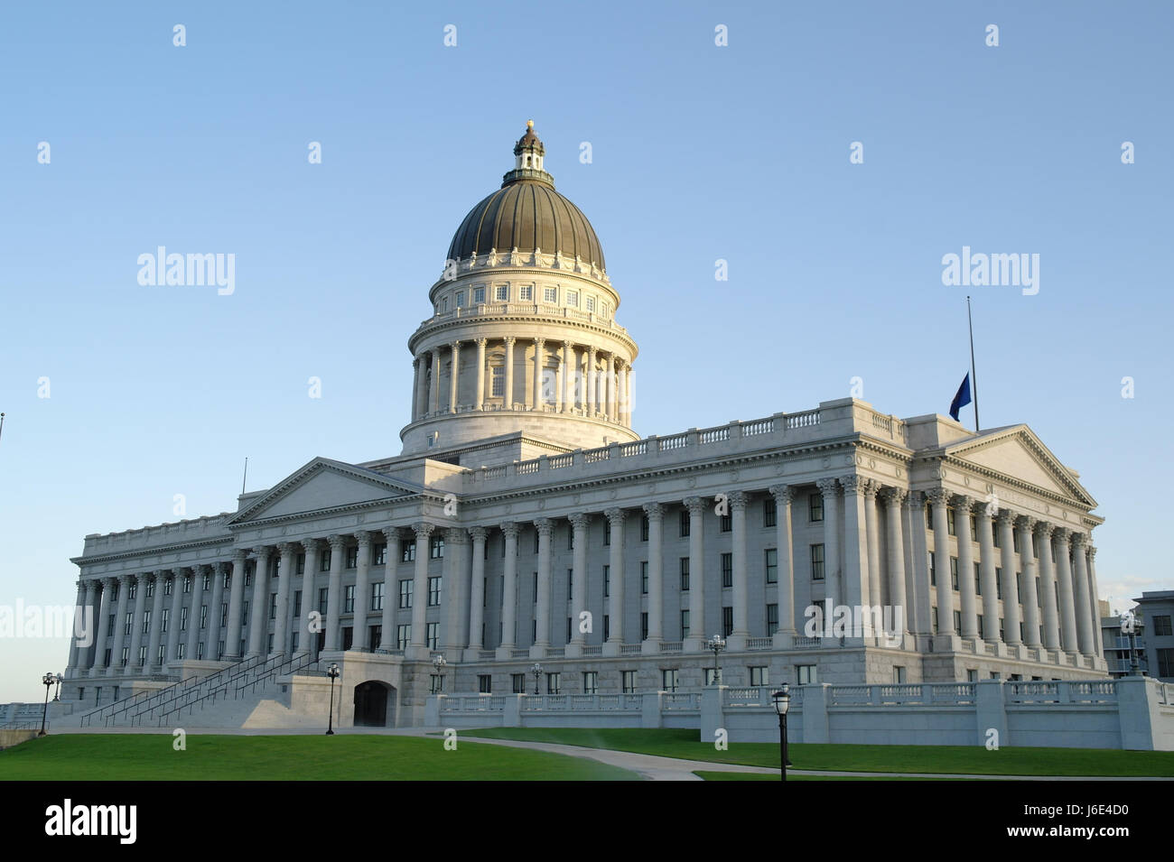 Blue sky early morning view, from the south-east, of the neo-classical Utah State Capitol Building, Capitol Hill, Salt Lake City, Utah, USA Stock Photo