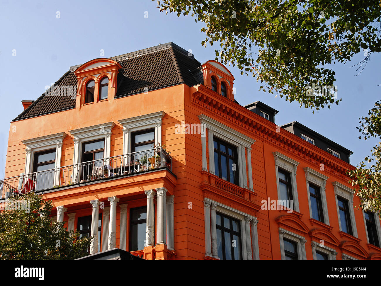 apartment house in hamburg Stock Photo Alamy
