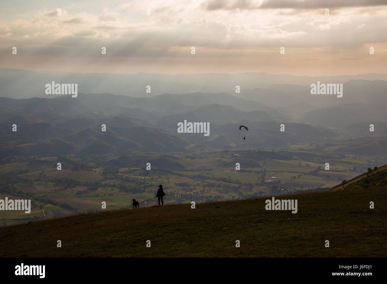 Man woman dog silhouette hi-res stock photography and images - Alamy