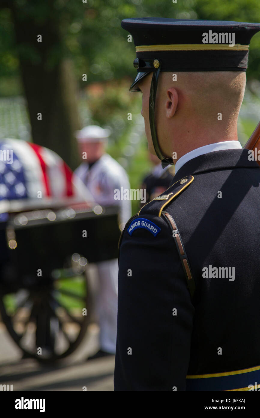 Paying honors hi-res stock photography and images - Alamy