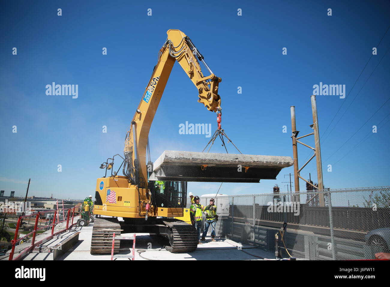 (170520) -- NEW YORK, May 20, 2017 (Xinhua) -- Photo taken on May 5, 2014 shows workers of China Construction America working at the construction site of the rehabilitating project of Pulaski Skyway project in New Jersey, the United States. China Construction America, a Chinese construction company, started its business in the United States in 2000 with only 12 employees and less than 10 million dollars of annual revenue. In 2016, it employed around 2,000 workers, 98 percent of whom are Americans. Its revenue jumped to 2 billion dollars. Foreign Direct Investment (FDI) between China and United Stock Photo