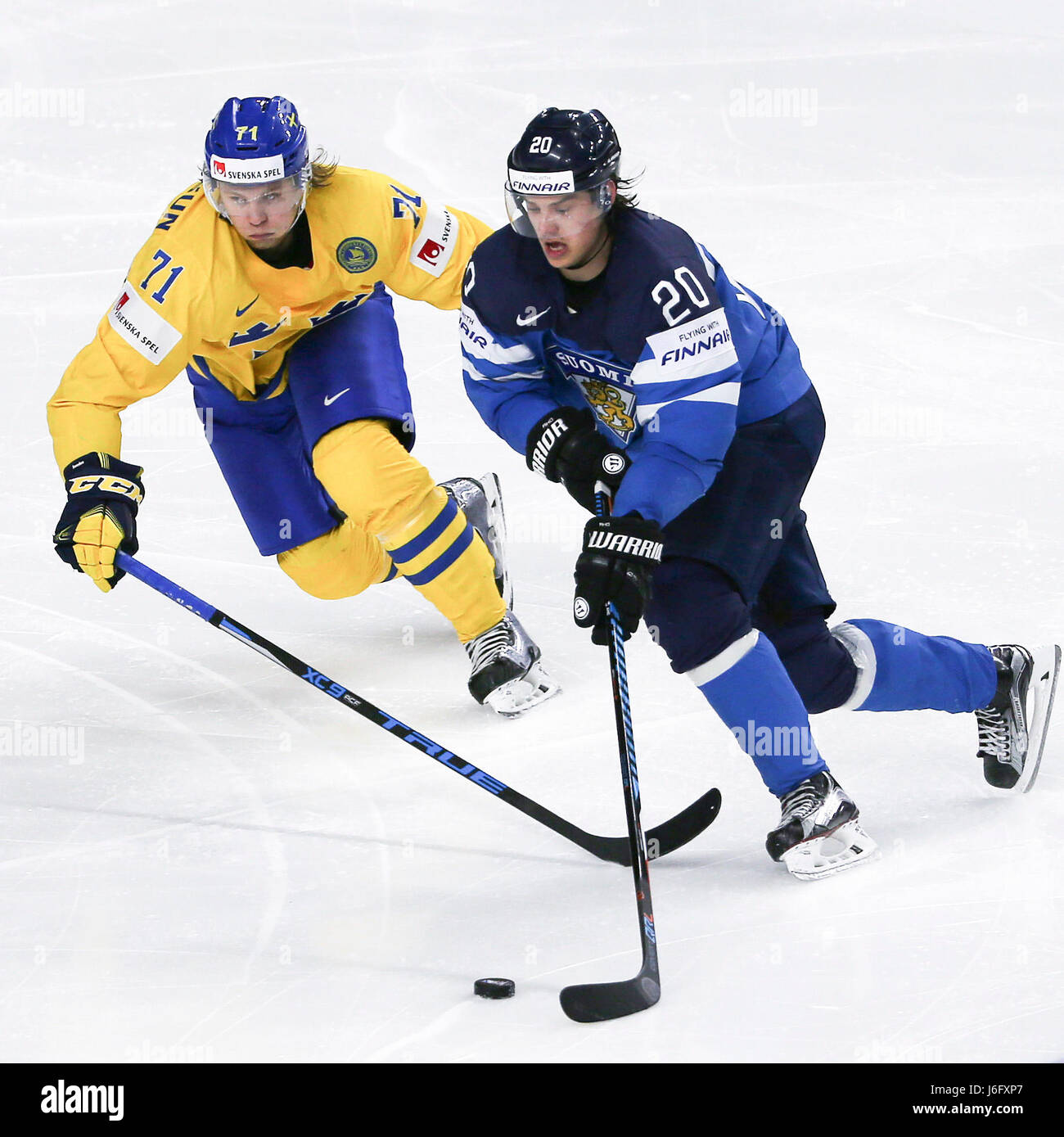 Download Sweden's Ace - Erik Karlsson in Action Wallpaper