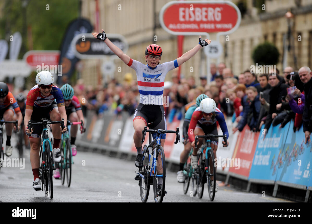 Bath, Somerset, UK, 20th May 2017. Eileen Roe, Team WNT, became the ...