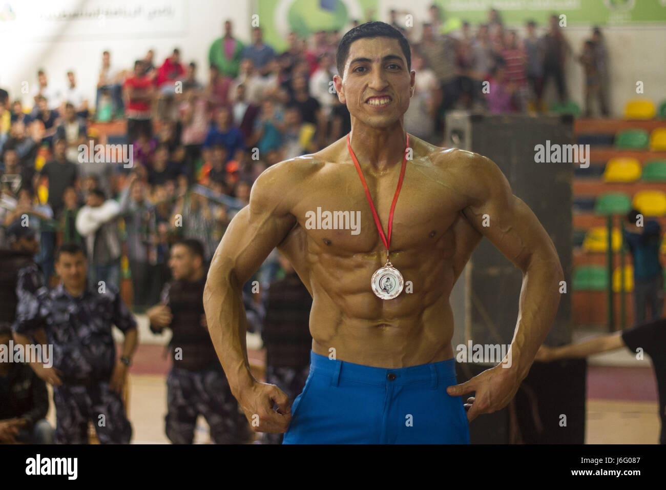 Gaza Bodybuilder Gaza City, The Gaza Strip, Palestine. 20th May, 2017. A Palestinian man ...