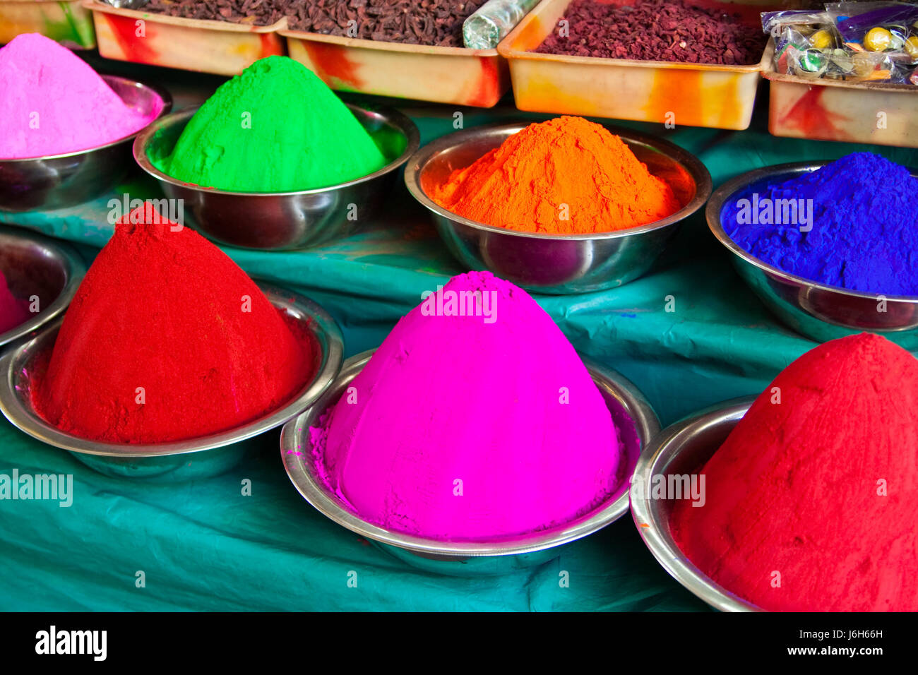 colour india powder indian market stall weekly market marketplace flea market Stock Photo