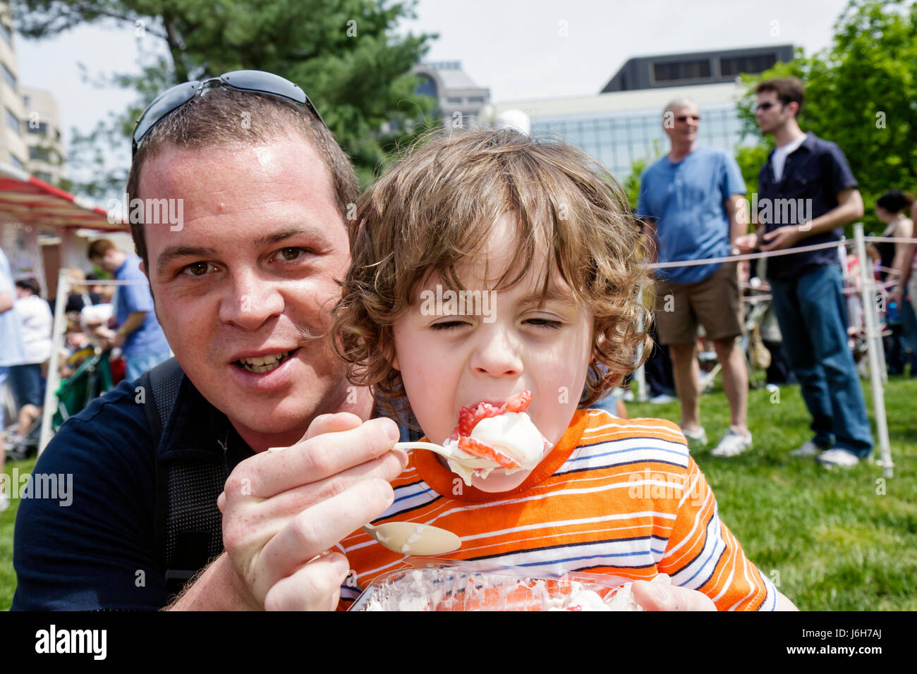 Roanoke Virginia,Elmwood School Strawberry Festival