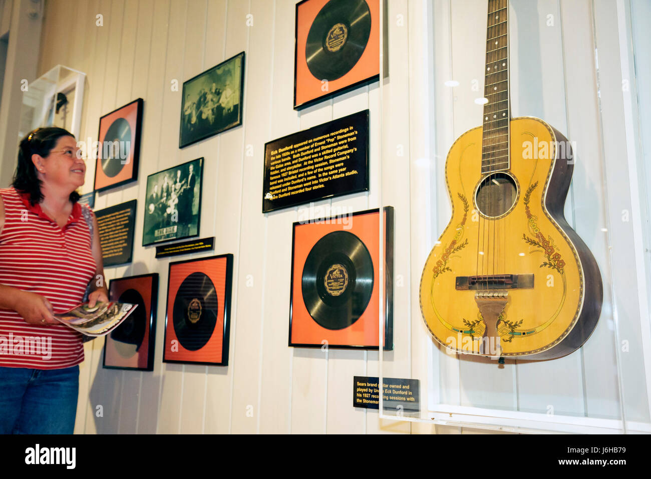 Page 3 Guitar Exhibit High Resolution Stock Photography And Images Alamy