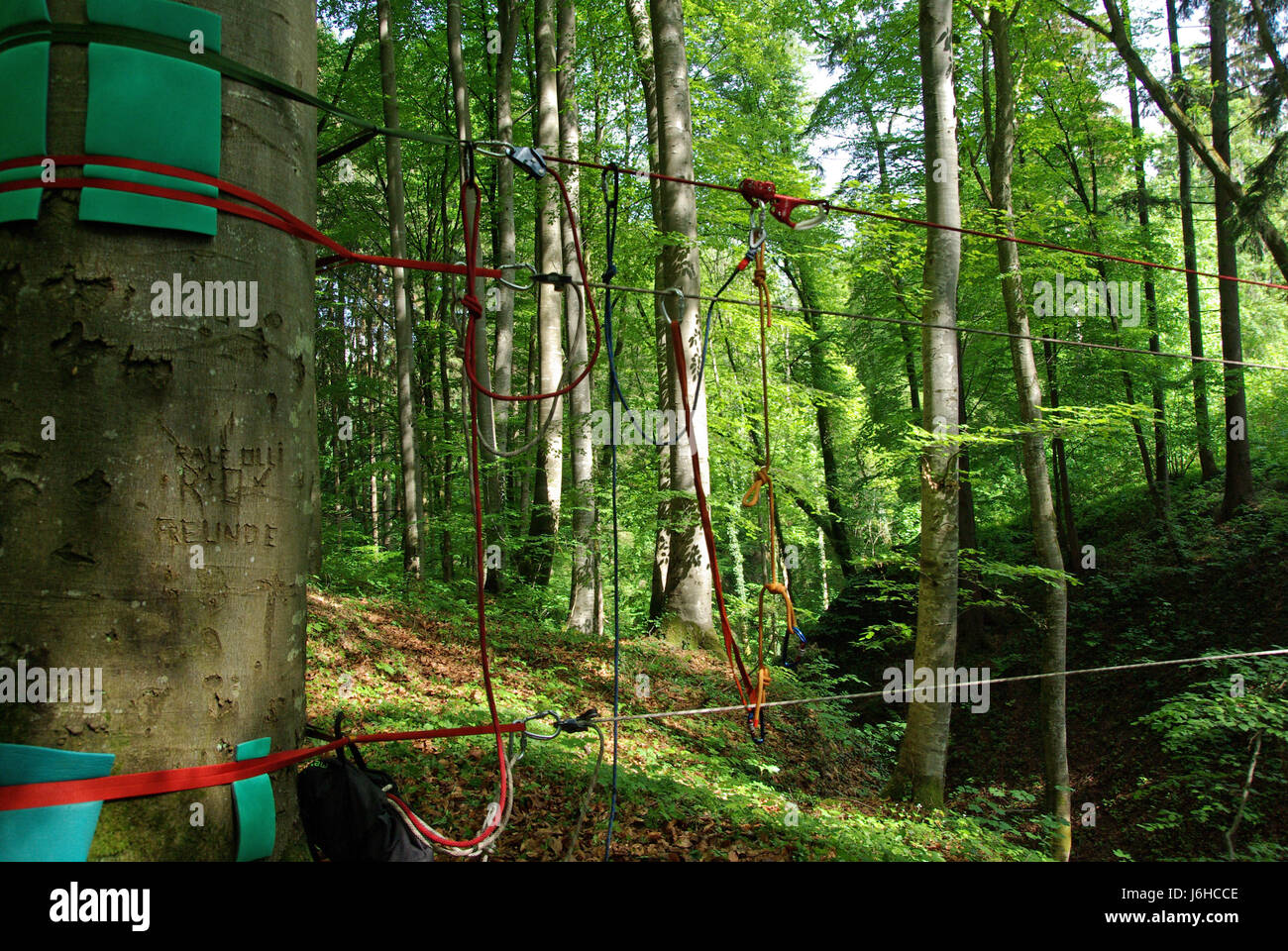 Moving Rope Bridge building a mobile rope bridge Stock Photo - Alamy