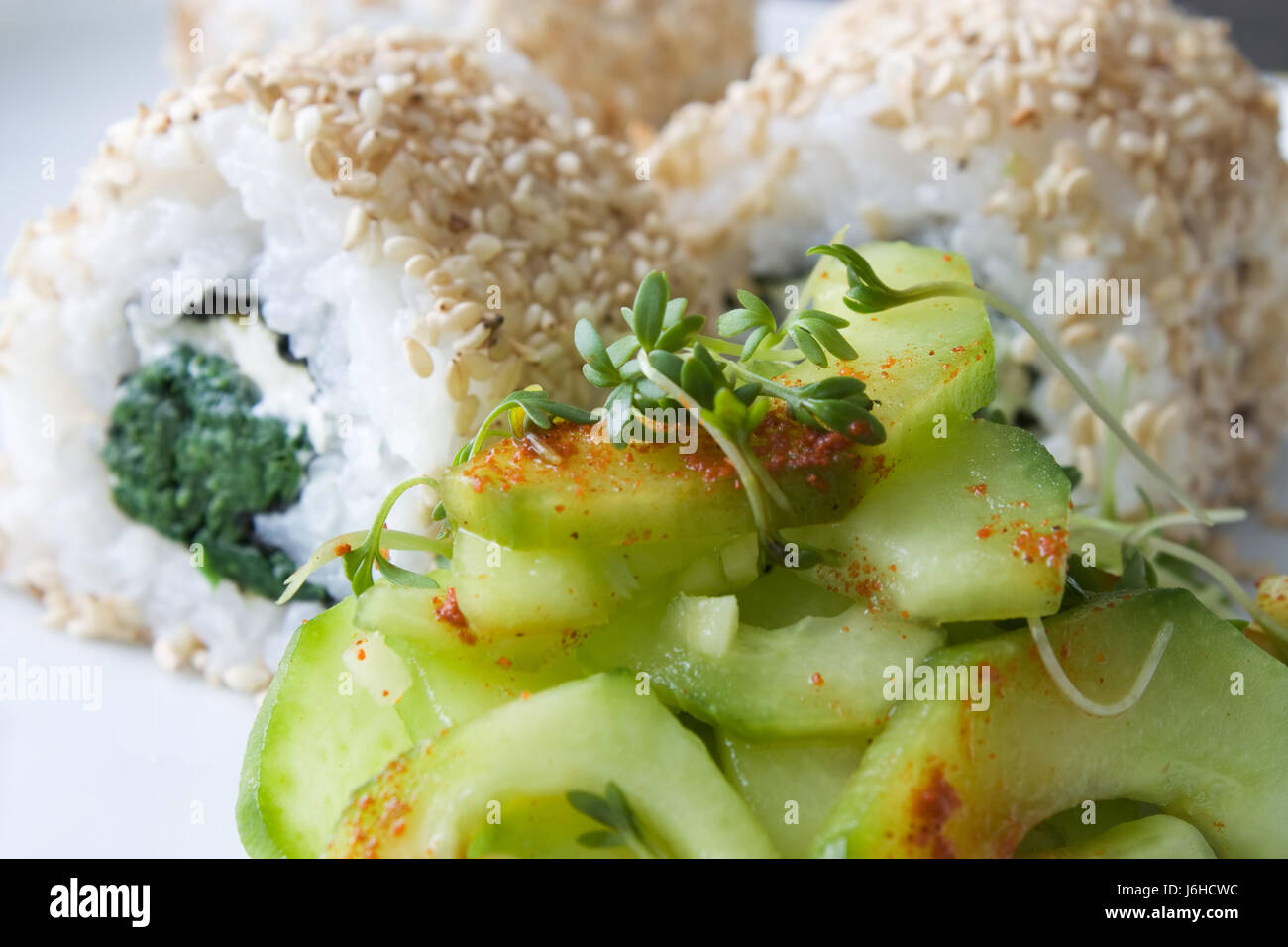 ura maki sushi Stock Photo - Alamy