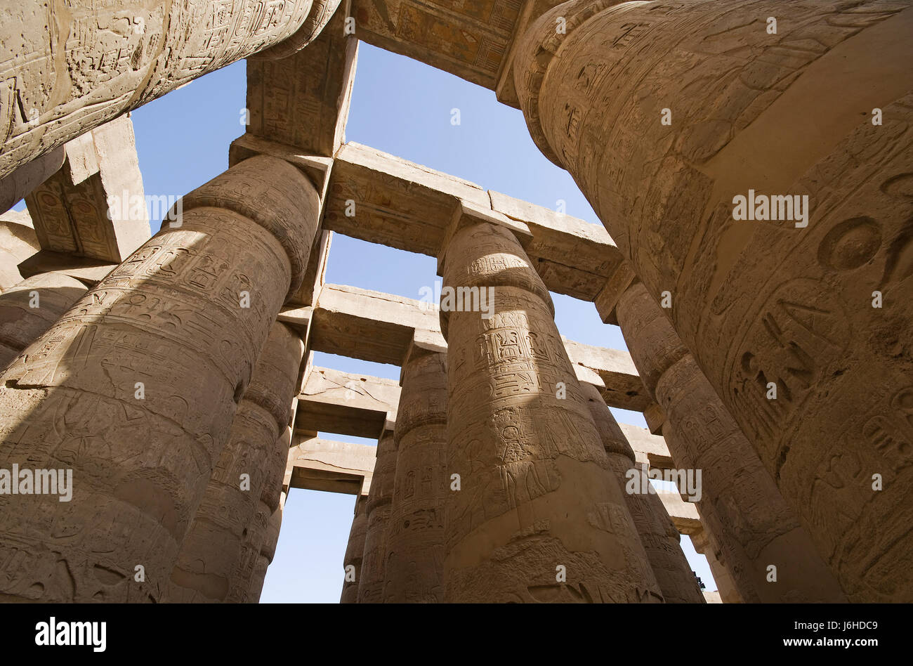 the pillars of karnak in egypt Stock Photo Alamy