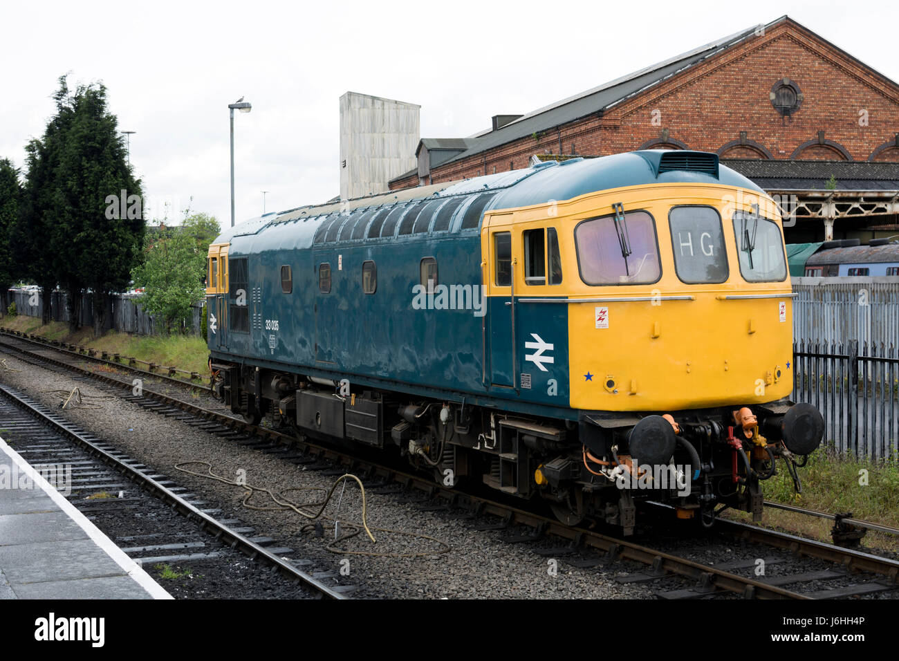 Class 33 diesel locomotive No 33035 at the Severn Valley Railway, Kidderminster station, UK Stock Photo