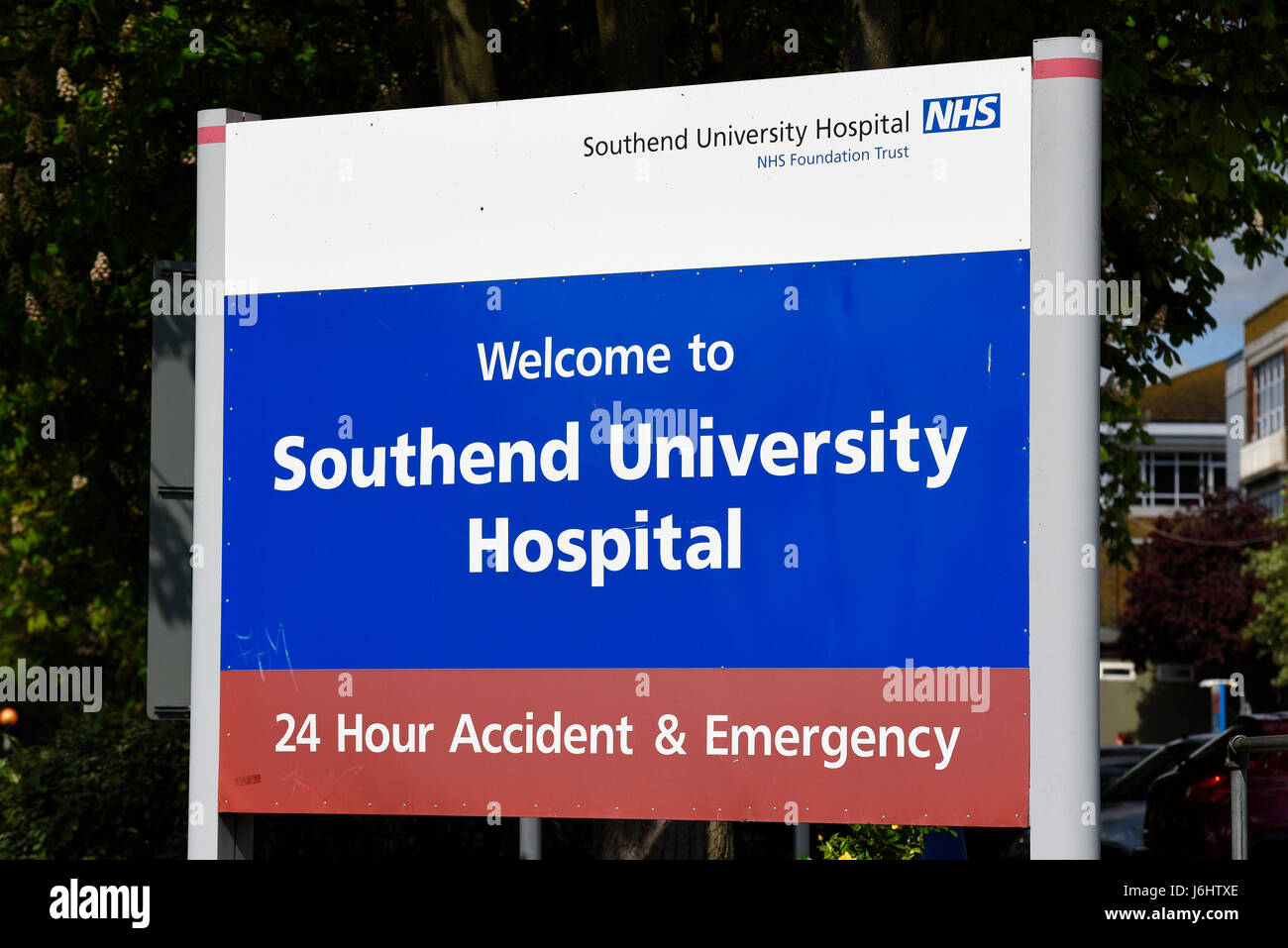 Southend University Hospital, Essex, UK sign. Welcome entrance sign with 24 hour accident & emergency Stock Photo