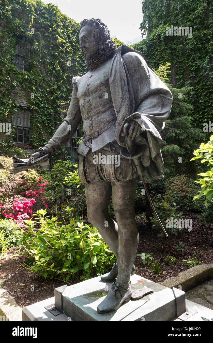 Miguel de Cervantes Saavedra Statue, “Willy’s Garden”, NYU, NYC Stock Photo