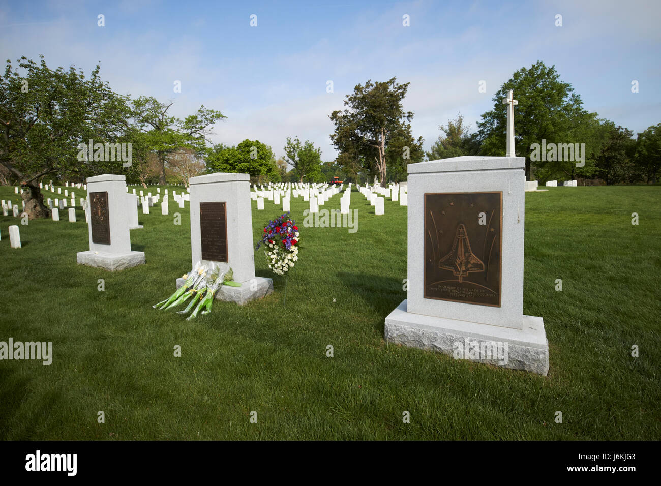 space shutte columbia iran hostages and space shutte challenger memorials at arlington cemetery Washington DC USA Stock Photo