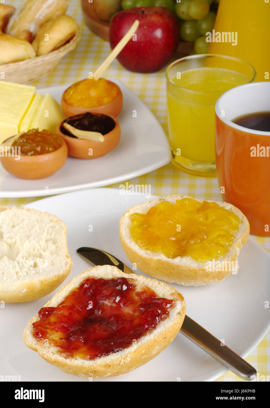 Jam covered knife hi-res stock photography and images - Alamy