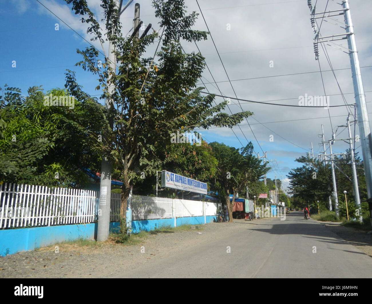 06697 Mabalas Balas Diliman I Salapungan San Rafael Upig Ildefonso Bulacan  Road 14 Stock Photo - Alamy