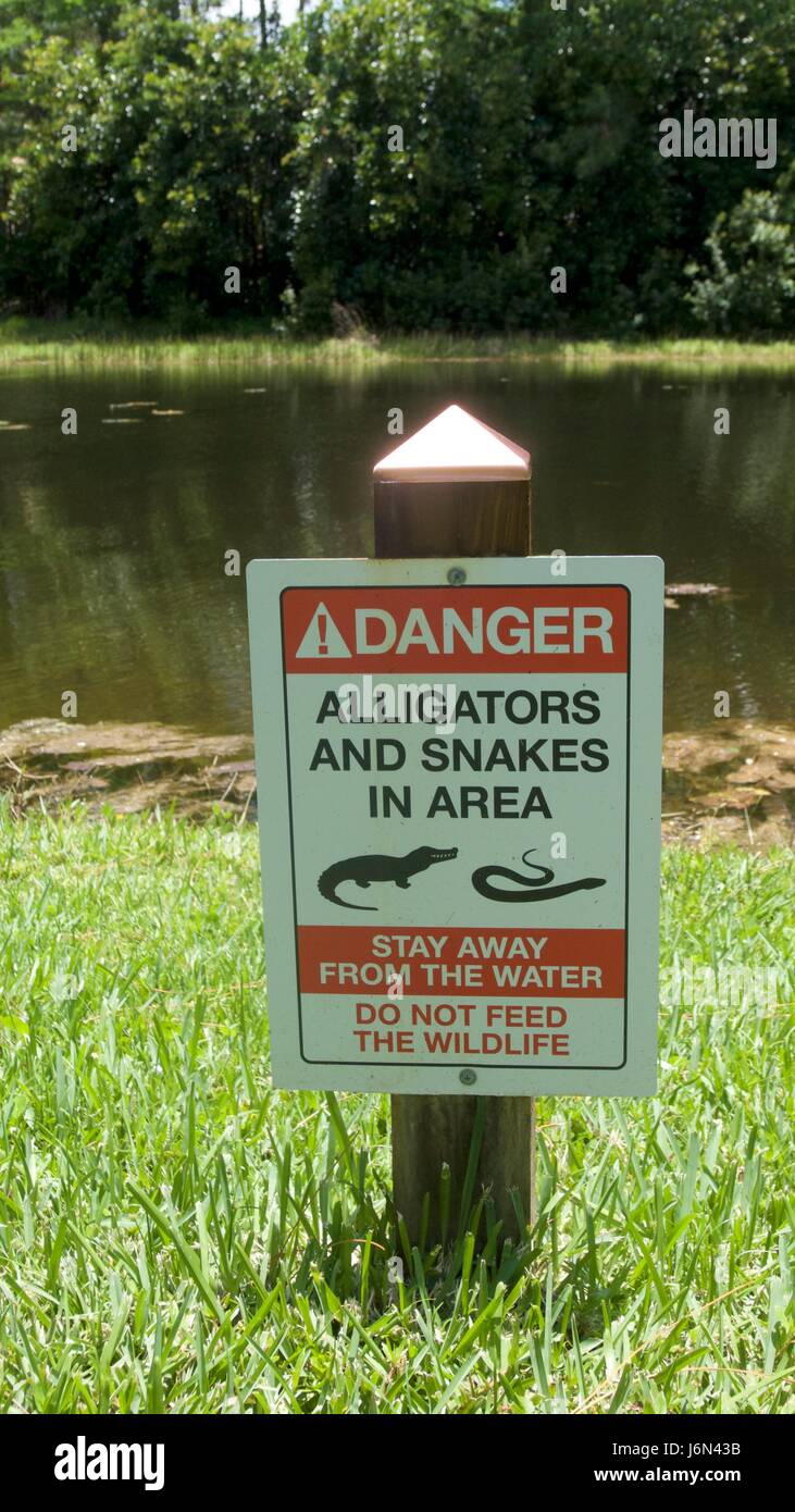 Snake warning sign hires stock photography and images Alamy