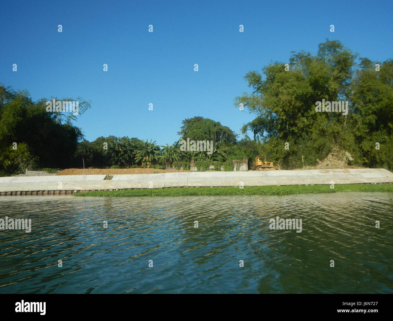 Riverbank erosion solutions hi-res stock photography and images - Alamy